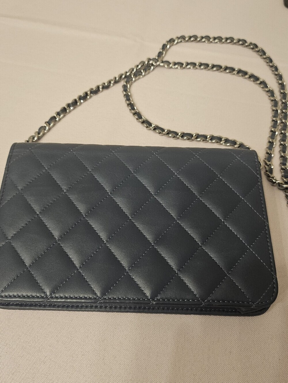 Chanel Cambon Ligne Wallet on Chain - Picture 3 of 12